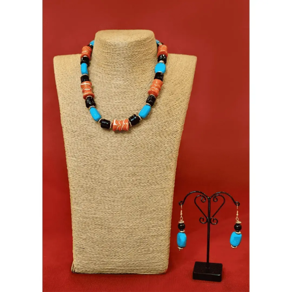 CERAMIC BEAD NECKLACE