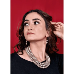 MULTI LAYERGLASS PEARL BEAD NECKLACE