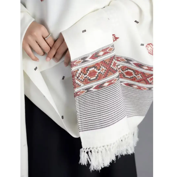 White Indian Pashmina Shawl / Throw Unisex - Himachal Pradesh